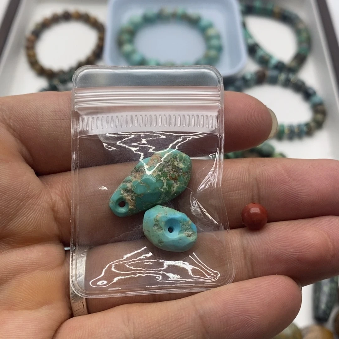 小***叔未镶嵌南红玛瑙珠宝奇石