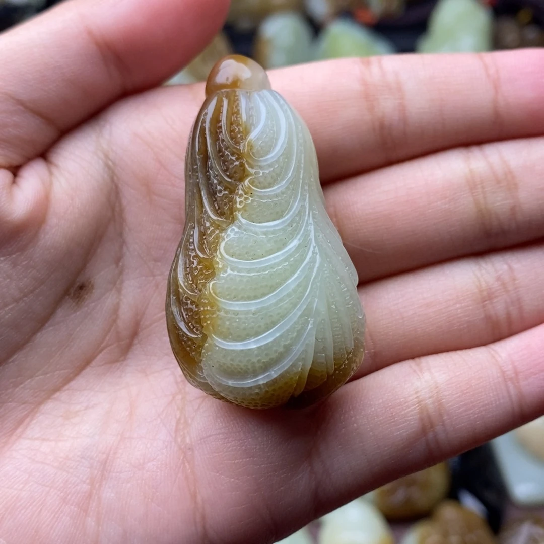 项链未镶嵌和田玉（糖玉）