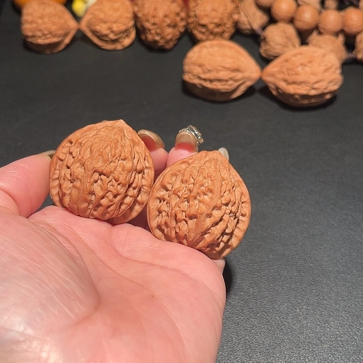 吊坠文玩核桃金牛