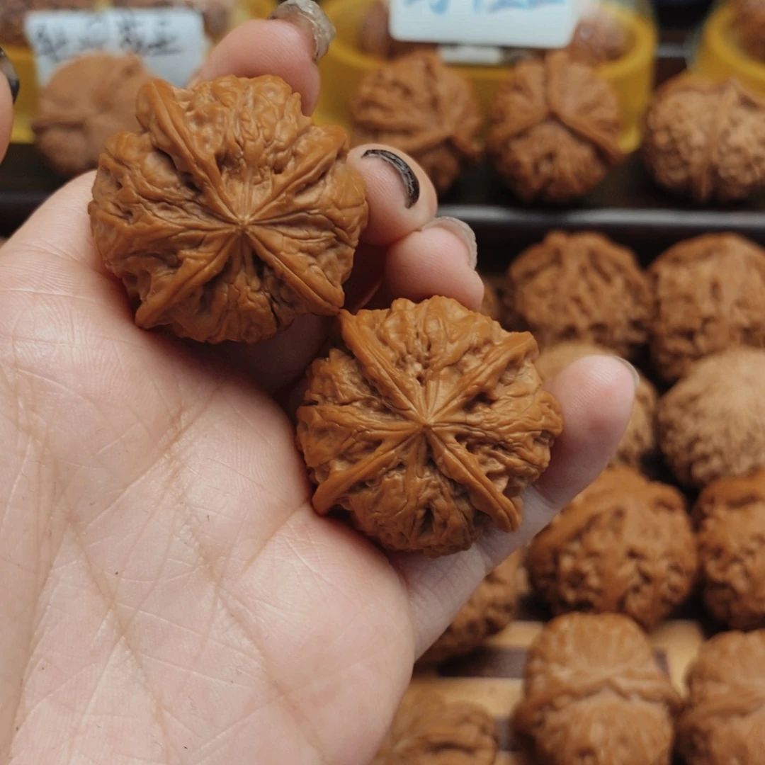 未****文玩核桃吊坠33全品雨花石四棱