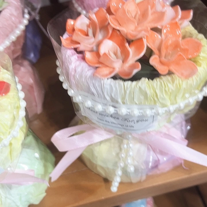 陶瓷花花摆件，花束