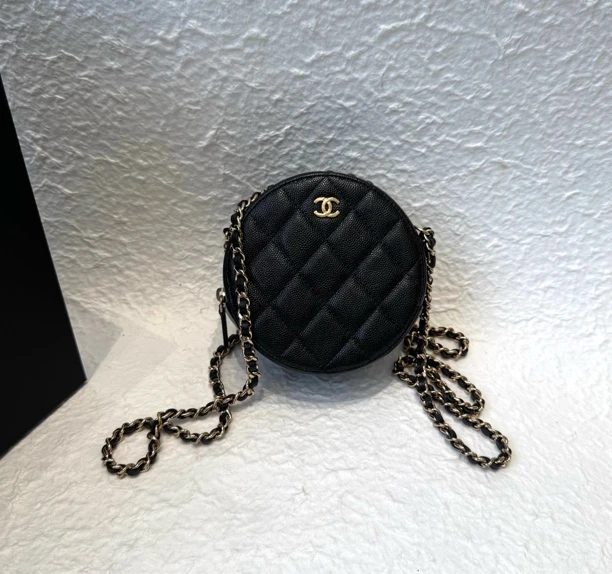 95新 Chanel/香奈儿 Chanel香奈儿黑金小圆饼单肩包28开