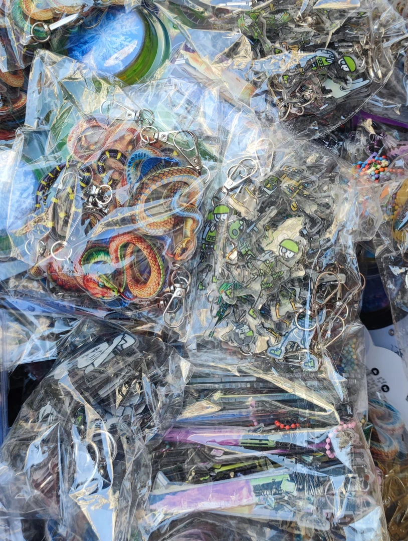 各款亚克力挂件混发20个