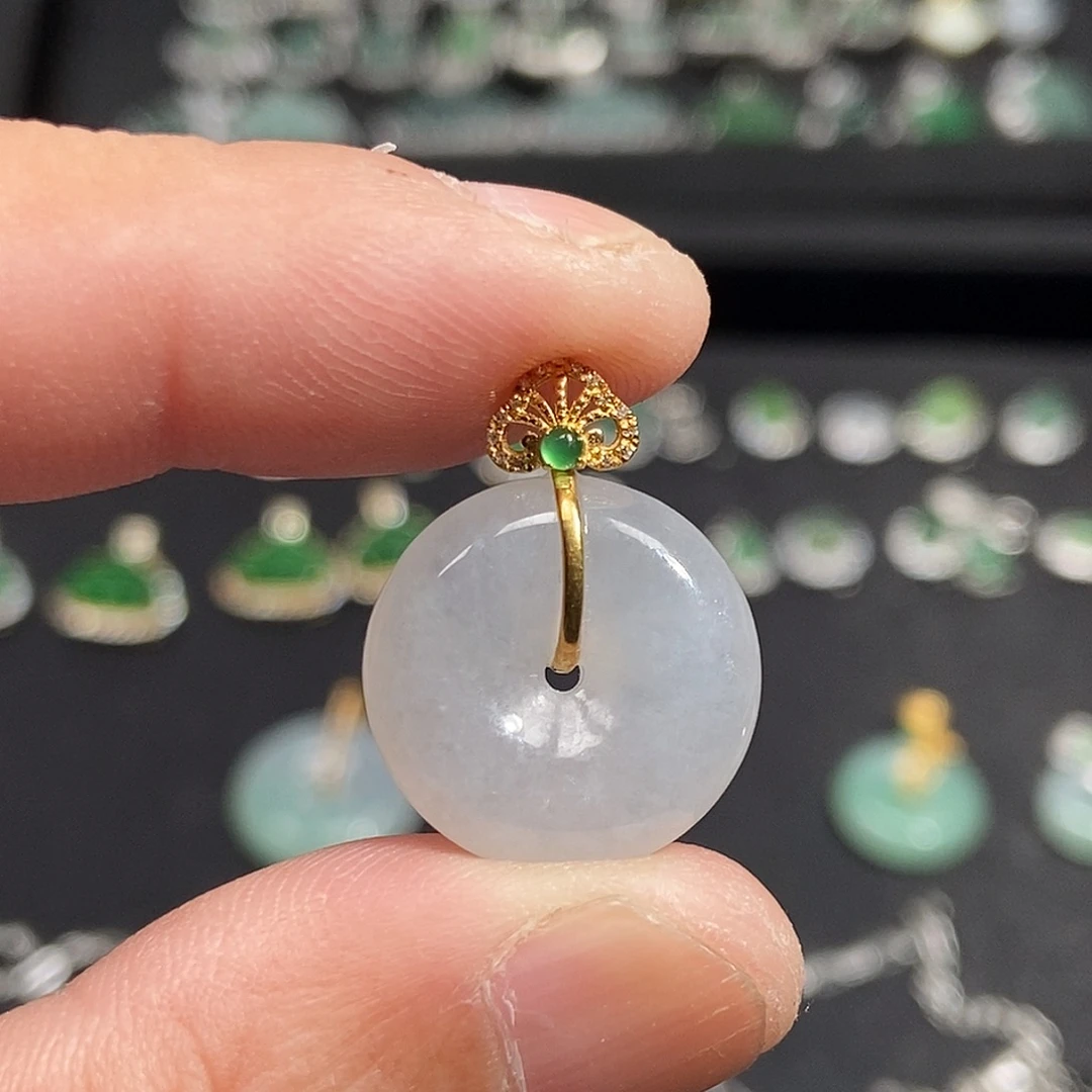 翡翠18K金镶嵌吊坠(不含链)