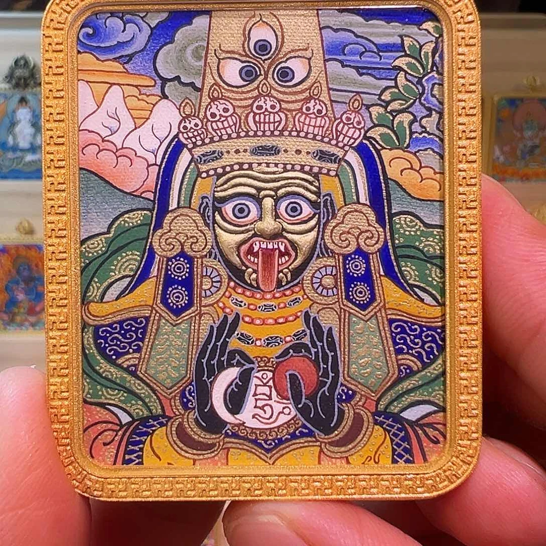 吊坠半身扎基拉姆热贡