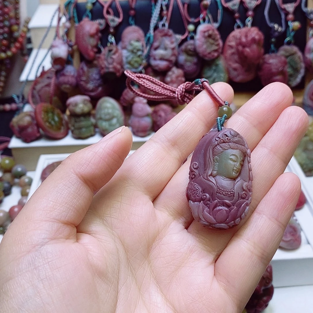 玛瑙/玉髓盐源玛瑙吊坠未镶嵌