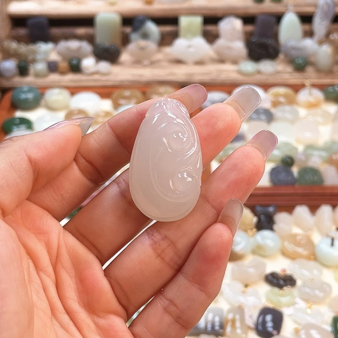 【闪购商品】和田玉未镶嵌吊坠(赠链)ℒ****࿐