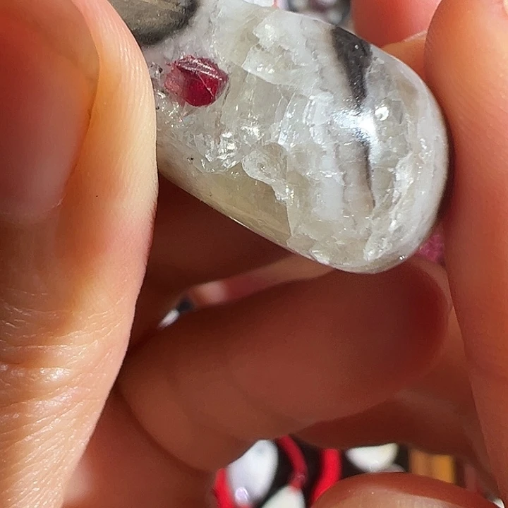 天然辰砂晶体吊坠14