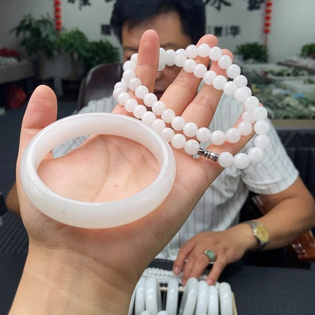 石英质玉（金丝玉）52-64颜色多样性发拍一发一未镶嵌