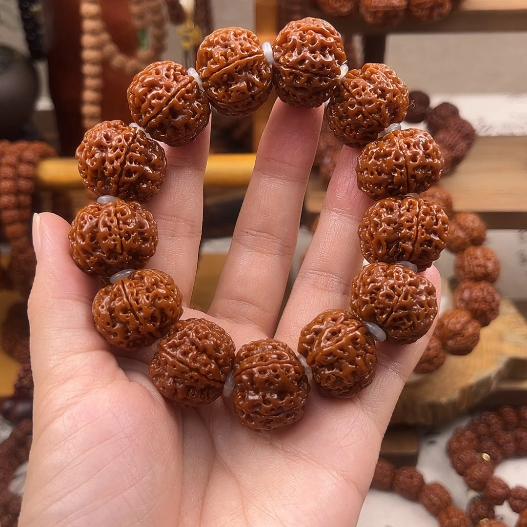 胡***）吊坠金刚菩提六瓣