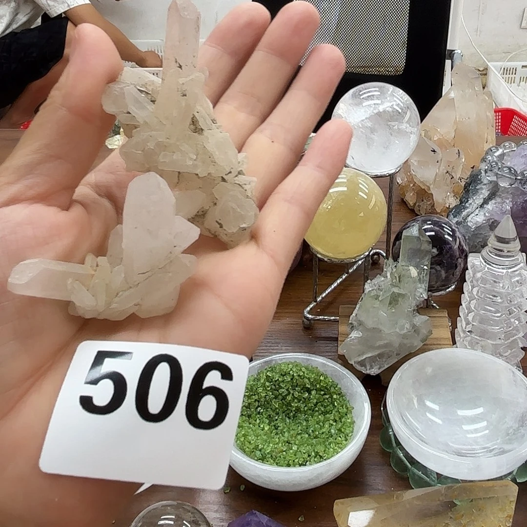 未镶嵌大型摆件（非配饰）水晶