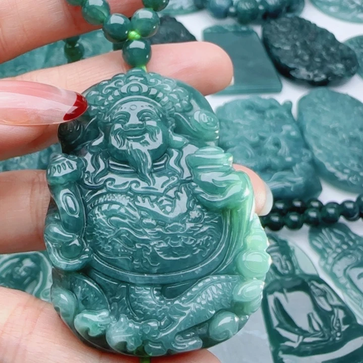 翡翠未镶嵌颈饰多样性发货天然A货翡翠