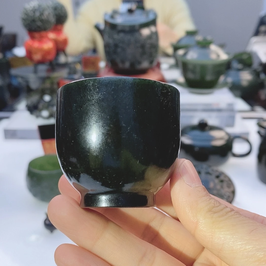 和田玉（青玉）把件未镶嵌微瑕