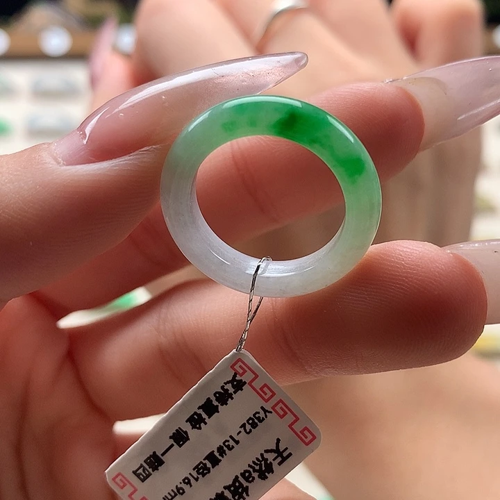 翡翠未镶嵌戒指Y382 13圈