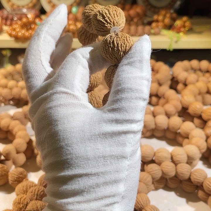 张***某手串猴头核桃野生荔枝纹18颗