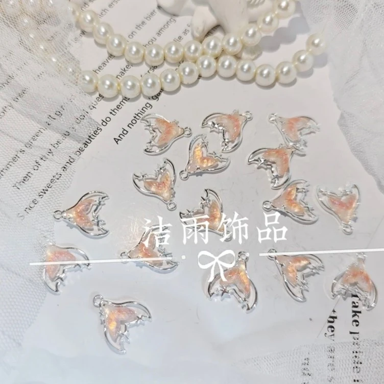 (洁雨饰品 DIY)  P749  “人鱼泪” 银底橘鱼尾保色diy挂坠饰品配件
