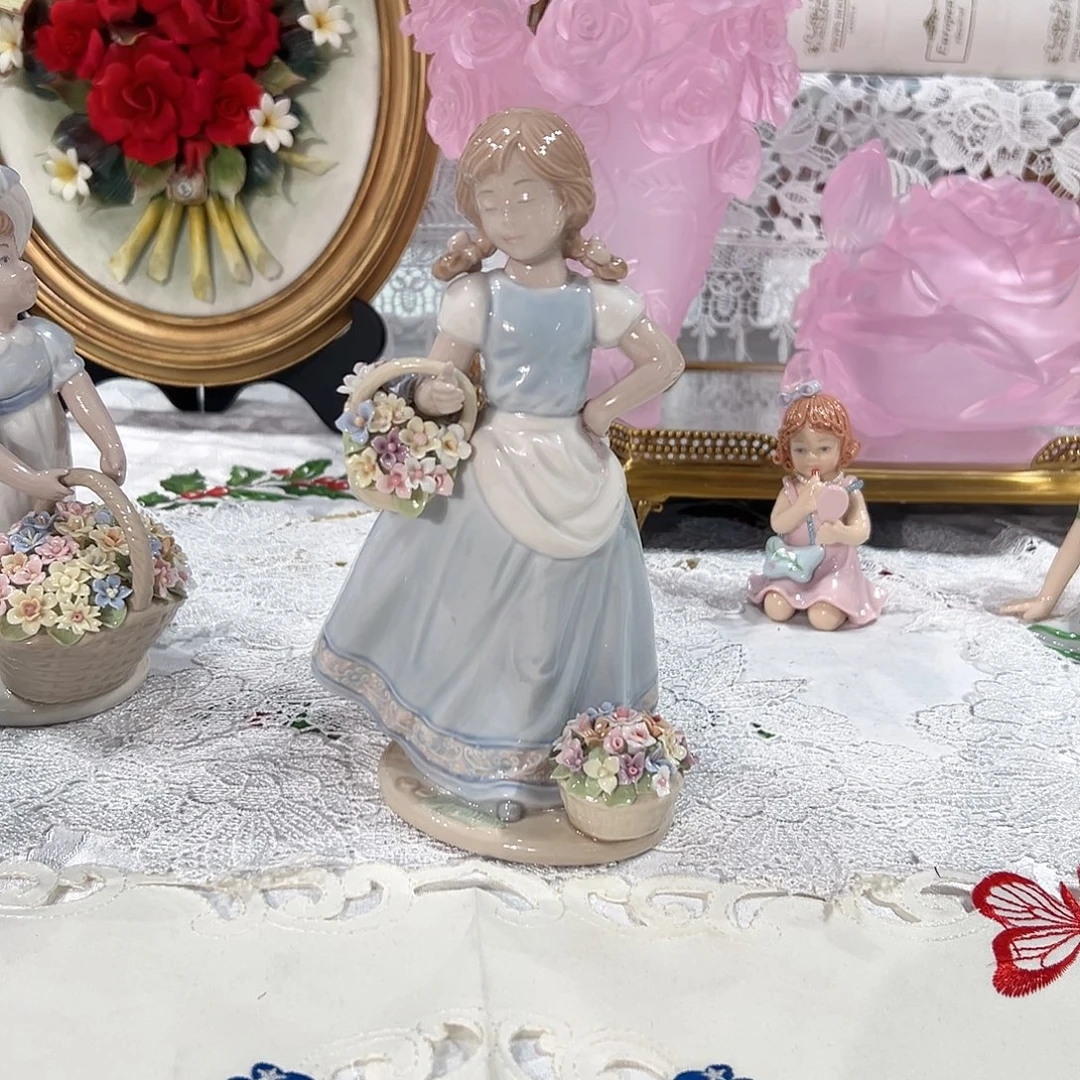 陶瓷0278骨瓷双马尾瓷偶摆件