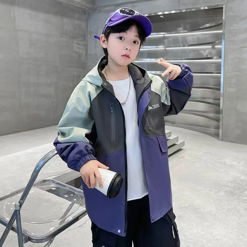 儿童童装秋装外套春秋儿童2025新款帅气洋气中大童男孩风衣长袖潮