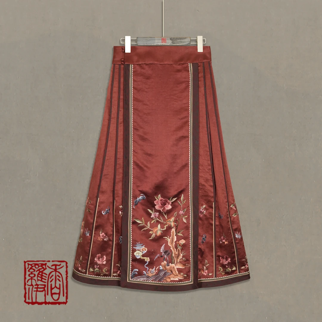 香罗伊【花冕】传统中式绣花马面裙