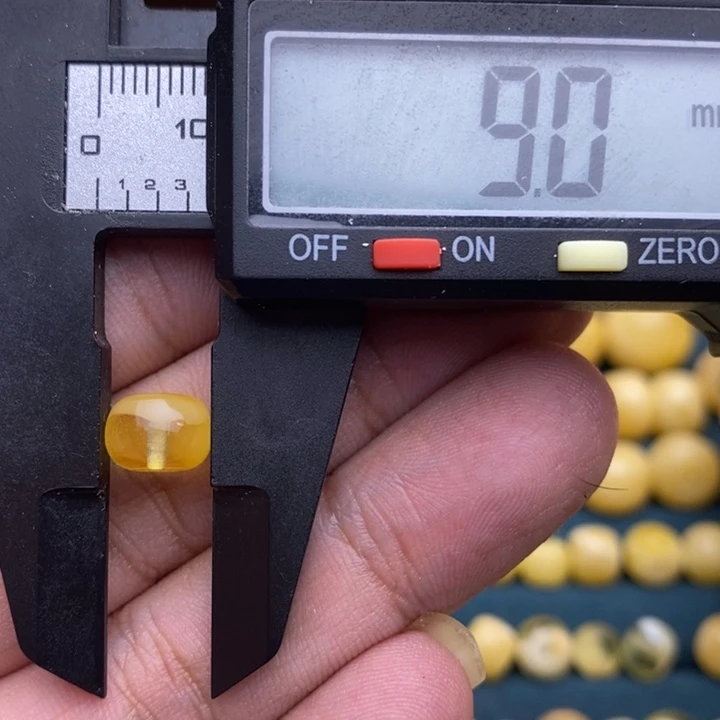 裸石琥珀未镶嵌41号9*6.3微瑕