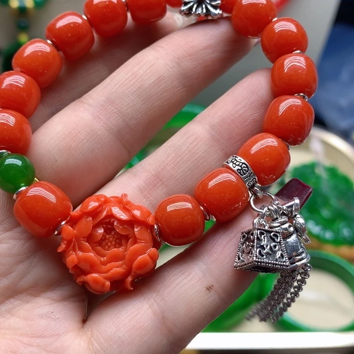 翡翠颈饰未镶嵌吊坠