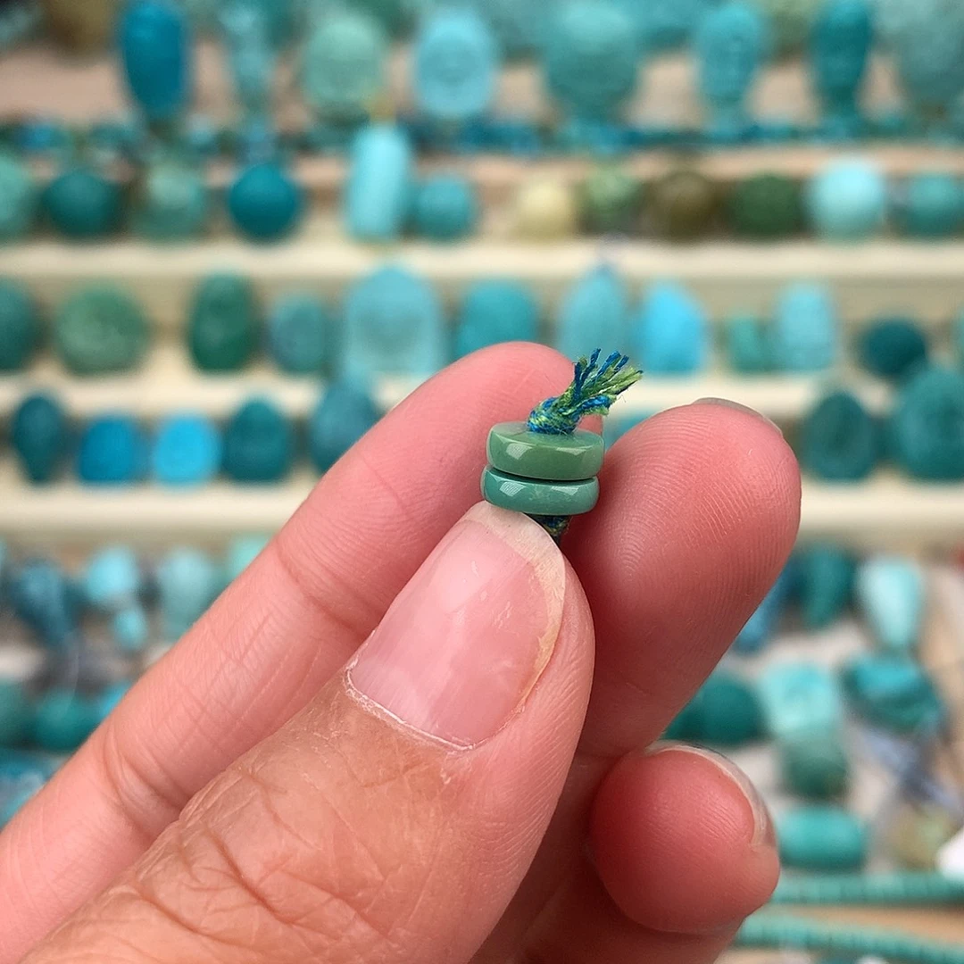 绿松石未镶嵌珠宝奇石7