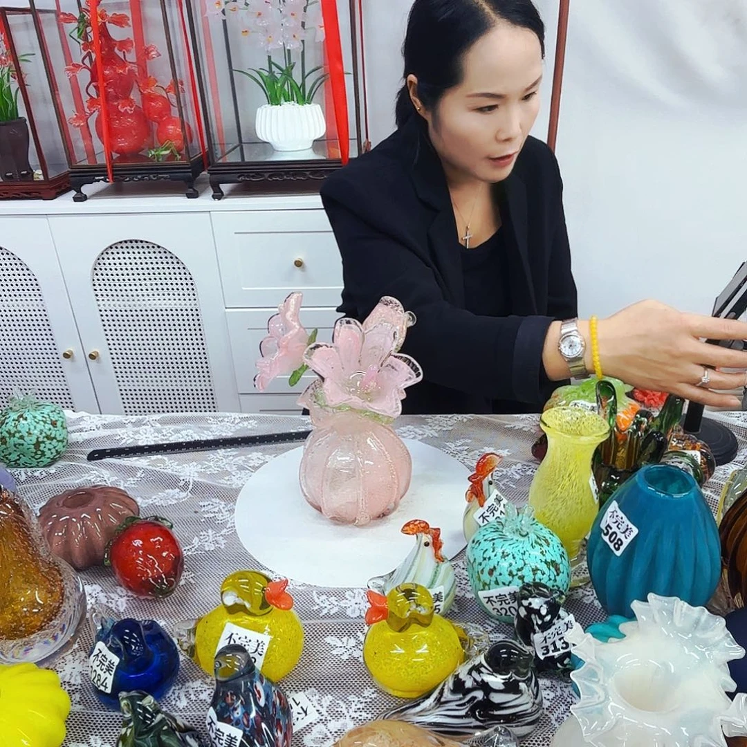 3花1瓶夜光安妮家居琉璃摆件
