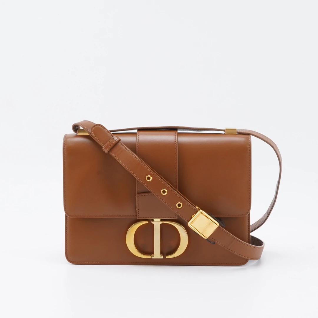 95新 DIOR/迪奥 95新 DIOR/迪奥 蒙田30斜挎包【总仓】BG23002165