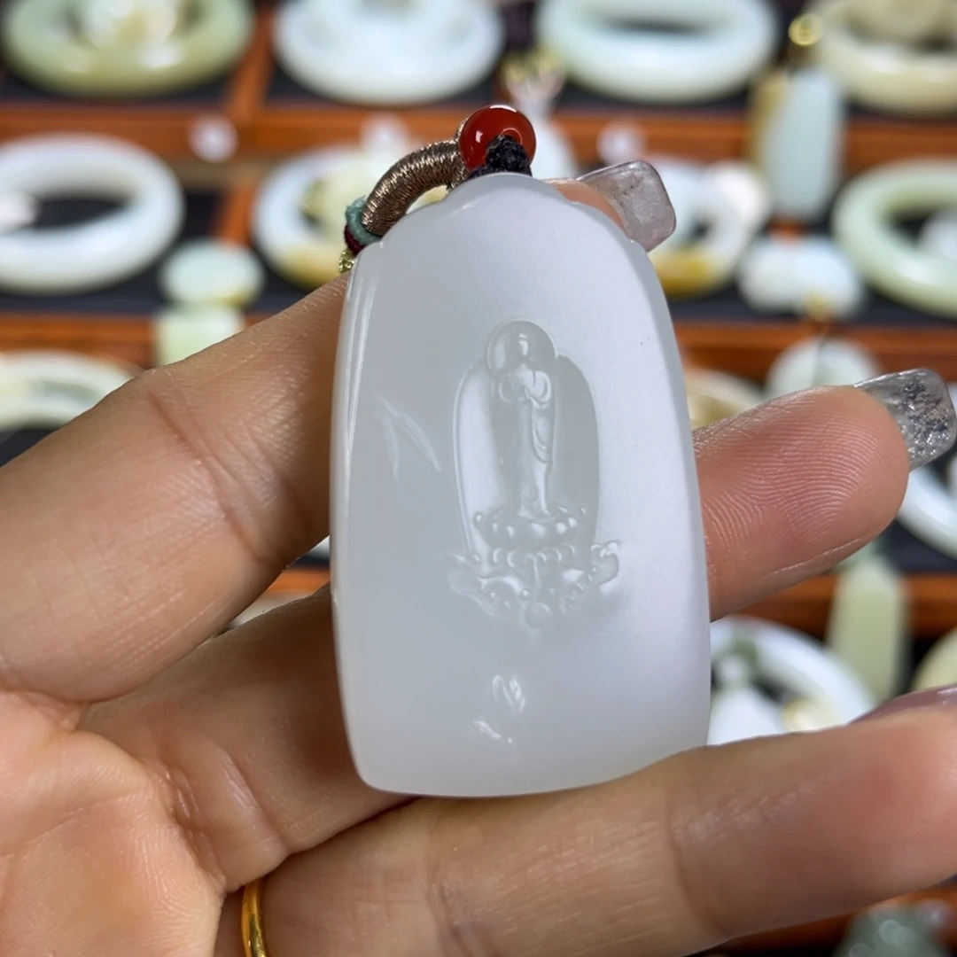 和田玉（白玉）未镶嵌颈饰且末无相佛