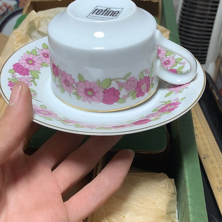 瓷片你要吃就不要管他们哈好