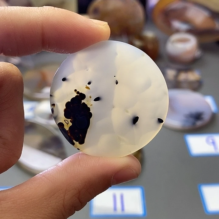 玛瑙/玉髓未镶嵌珠宝半成品56
