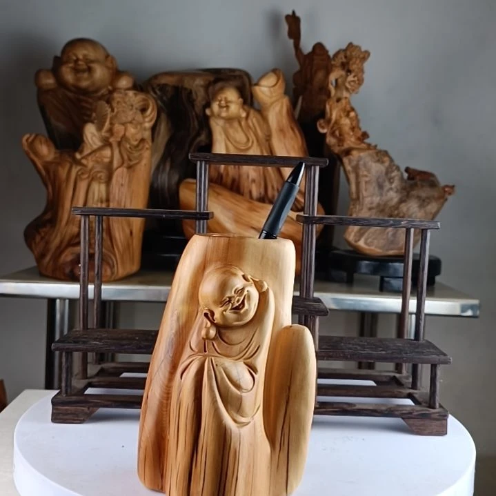 柏木（崖柏）东*崖柏弥勒