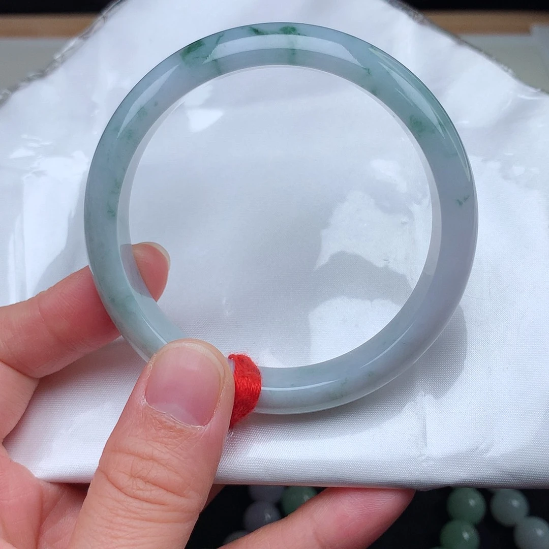 翡翠未镶嵌手镯58圈