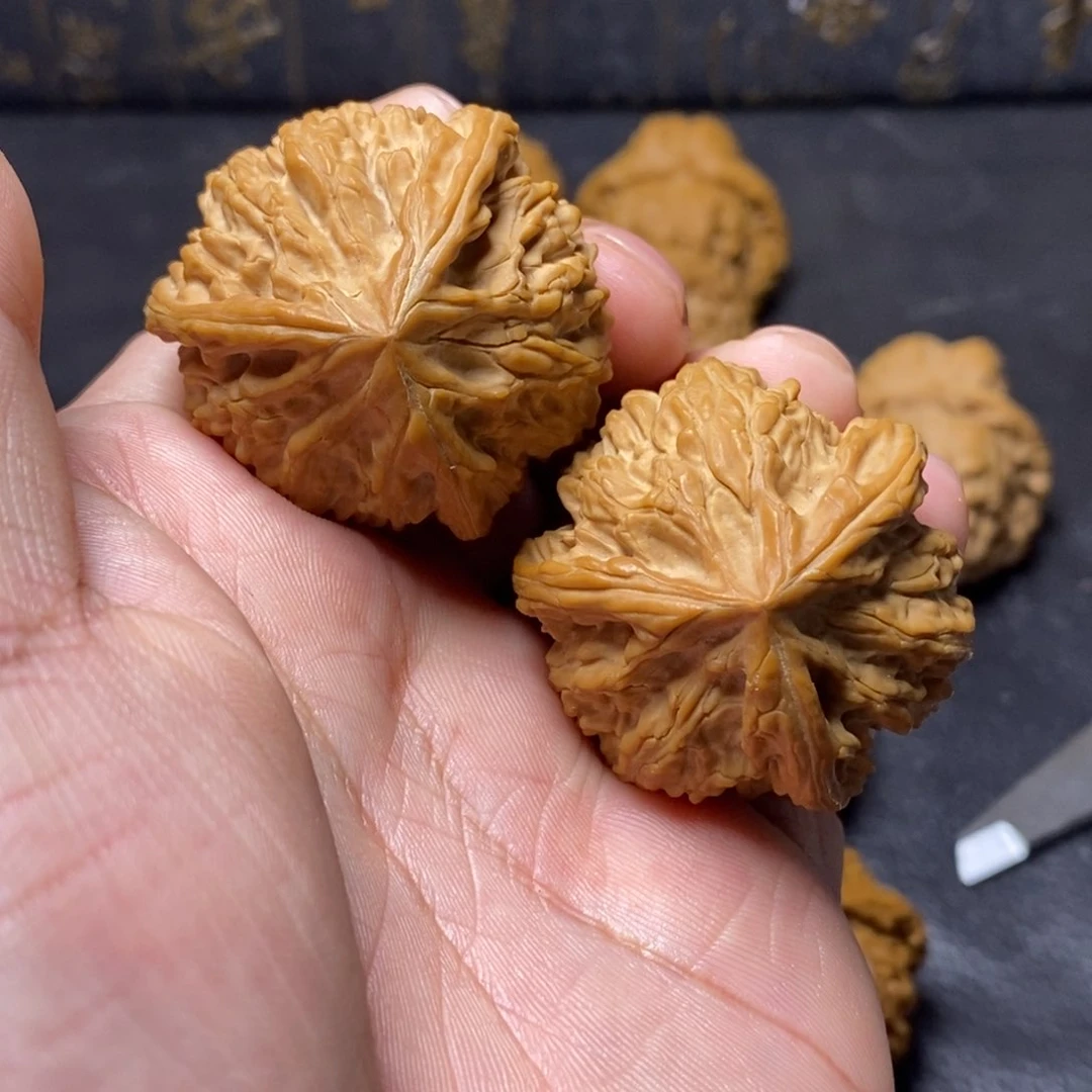 文玩核桃把件八**财