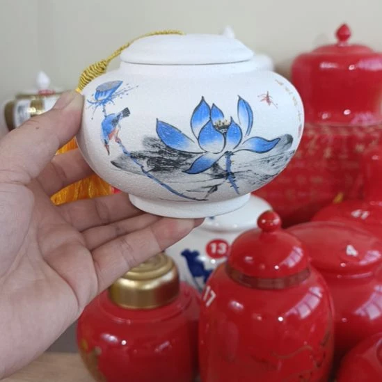 摆件清仓大甩卖茶叶罐 1111111