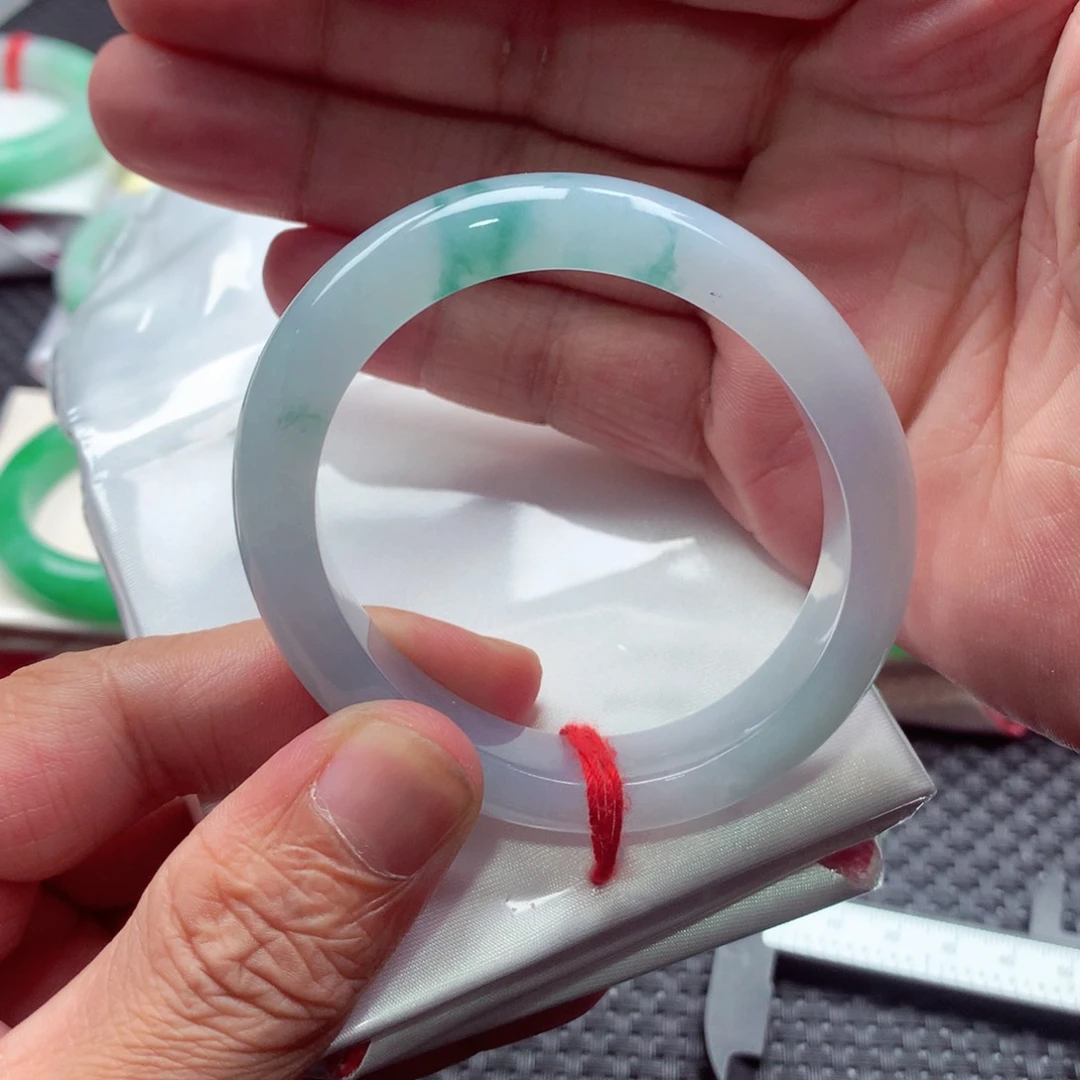 未镶嵌手镯翡翠翡翠