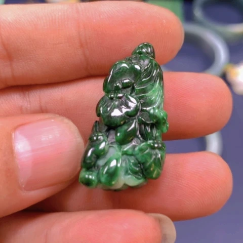 【闪购商品】翡翠手链未镶嵌熊*姥翡翠