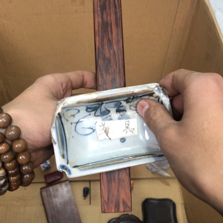 陶瓷孤品单件车里拍