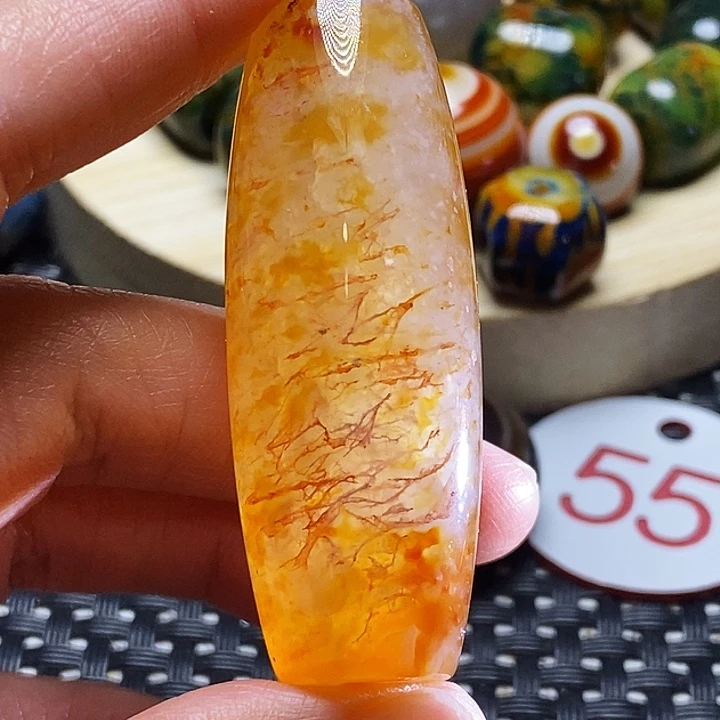 山***开玛瑙/玉髓未镶嵌颈饰