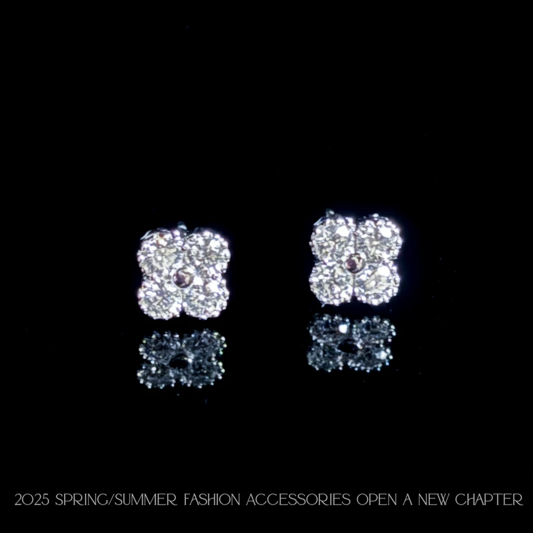 925银莫桑石耳饰 镀k金 2025款C7538【小四叶】Jeannie zoo 耳钉