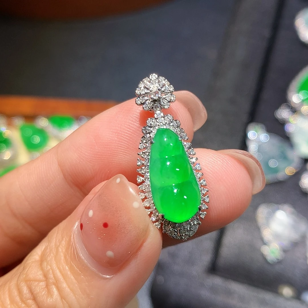 翡翠18K金镶嵌吊坠(不含链)