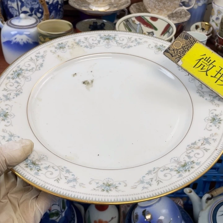 他家瓷器真美…开播了