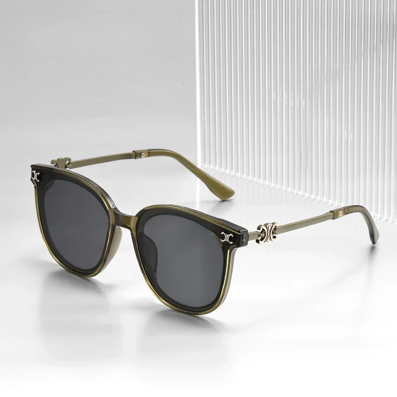 时尚潮流偏光太阳镜男女通用金属边框显脸小防紫外线