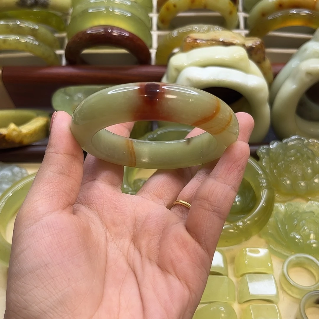 蛇纹石玉未镶嵌手镯5号55.7福利