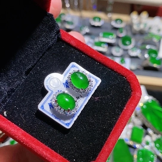 翡翠未镶嵌耳饰耳钉