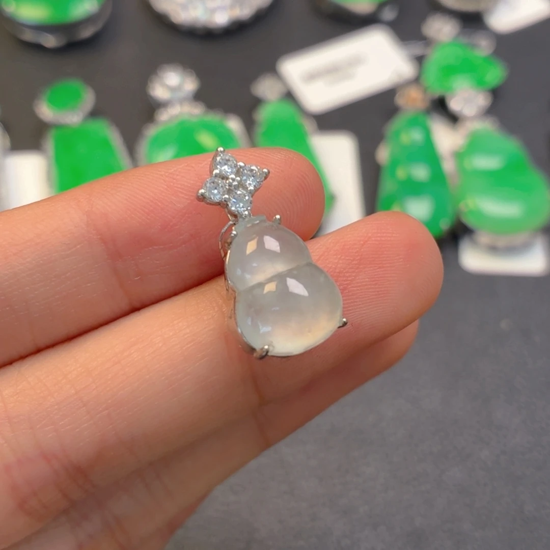 翡翠银S925镶嵌颈饰