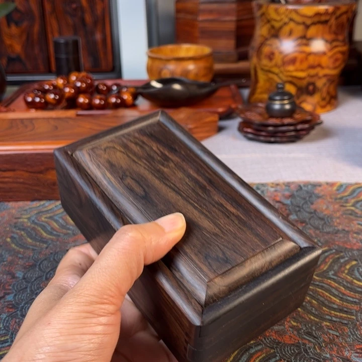 贡木紫光檀机关盒