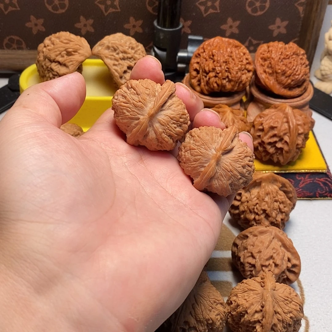把件文玩核桃39尺血麒麟