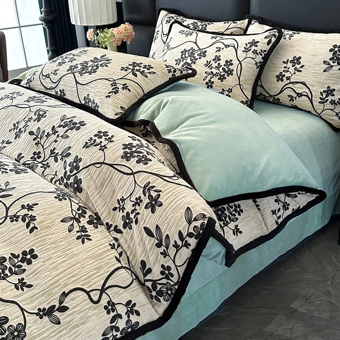 珀宝利正品秋冬床裙款高克重雕花牛奶绒双面绒四件套加厚保暖加绒