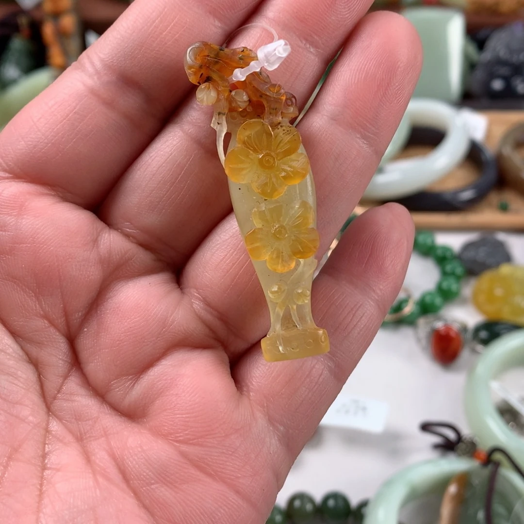 岫玉颈饰未镶嵌吊坠